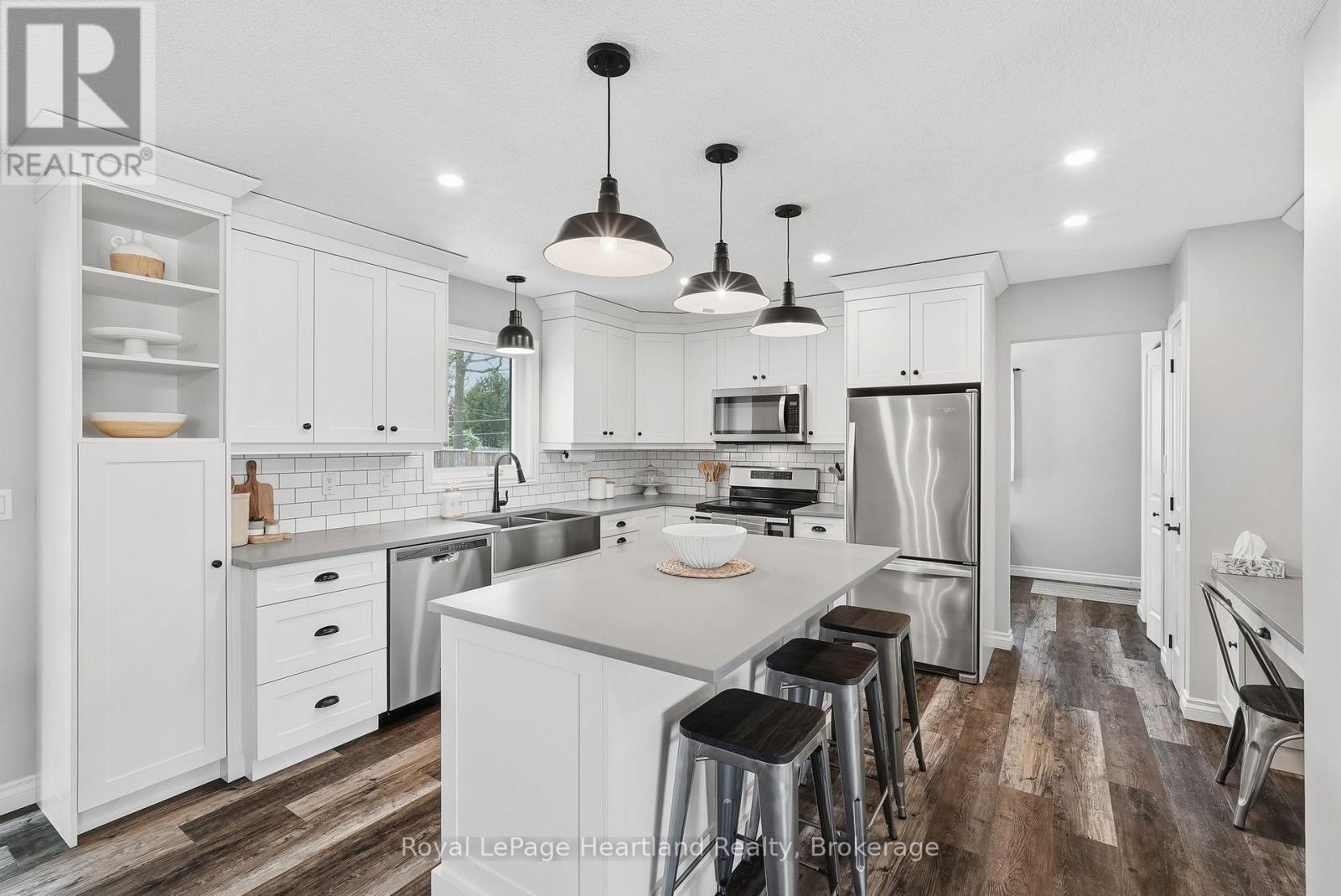 17 Brown Street N, Minto, Ontario  N0G 1M0 - Photo 17 - X13167826