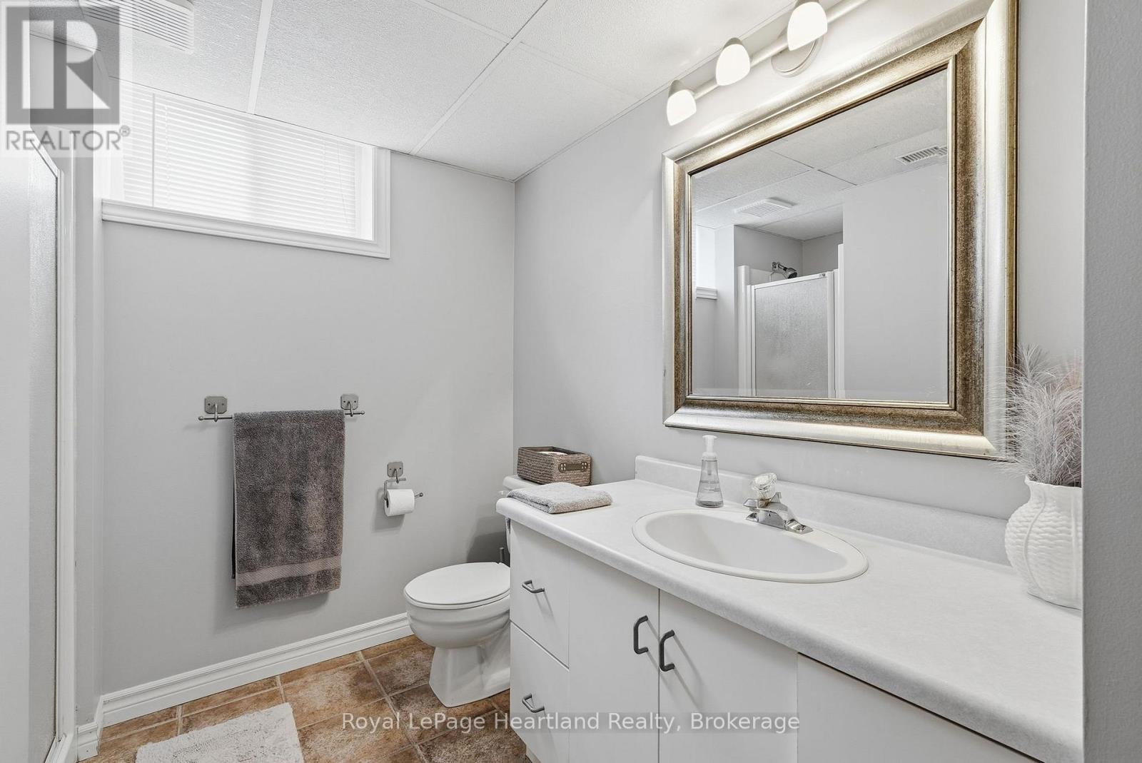 17 Brown Street N, Minto, Ontario  N0G 1M0 - Photo 38 - X13167826