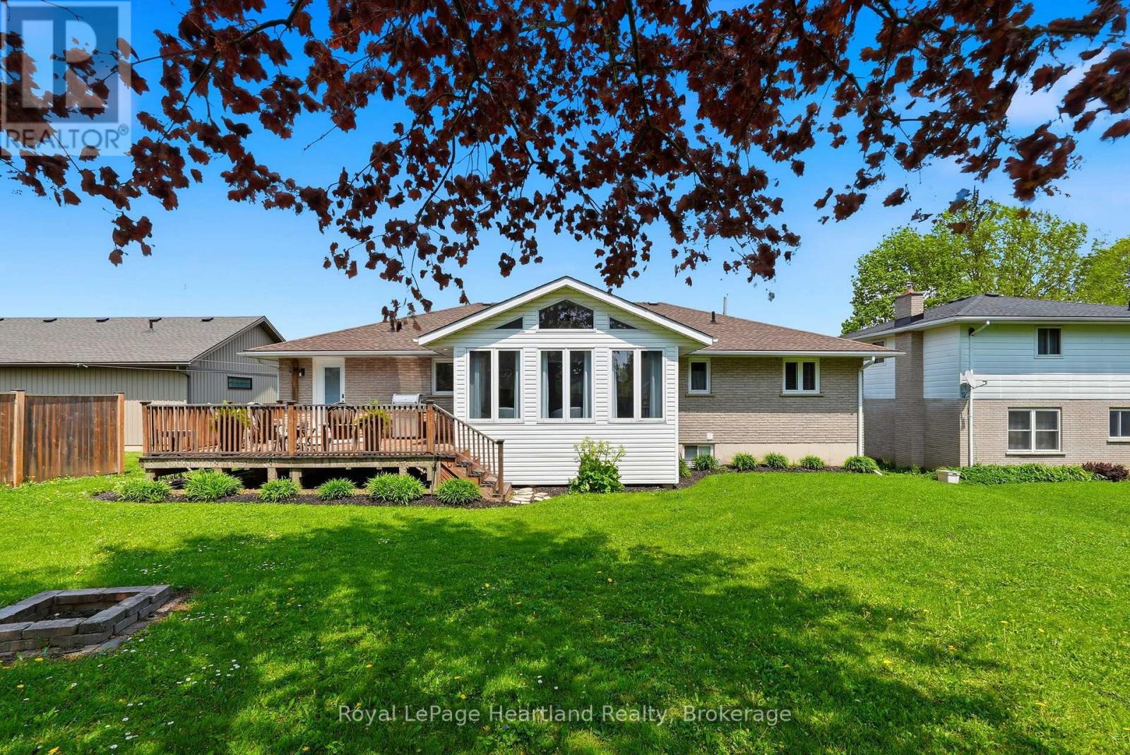 17 Brown Street N, Minto, Ontario  N0G 1M0 - Photo 42 - X13167826