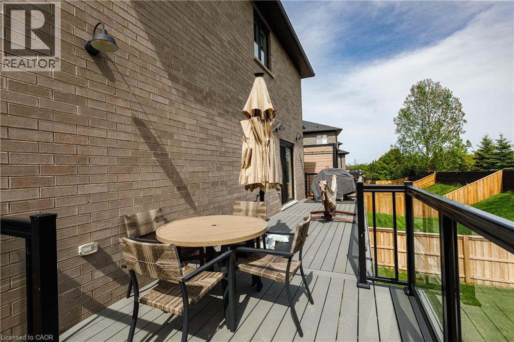 581 Doonwoods Crescent, Kitchener, Ontario  N2P 0E5 - Photo 43 - 40833015