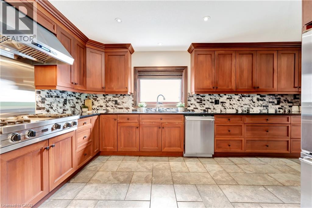 11 Maple Hill Drive, Kitchener, Ontario  N2M 2R7 - Photo 18 - 40833090