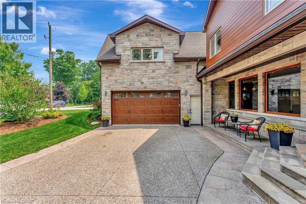 11 Maple Hill Drive, Kitchener, Ontario  N2M 2R7 - Photo 4 - 40833090