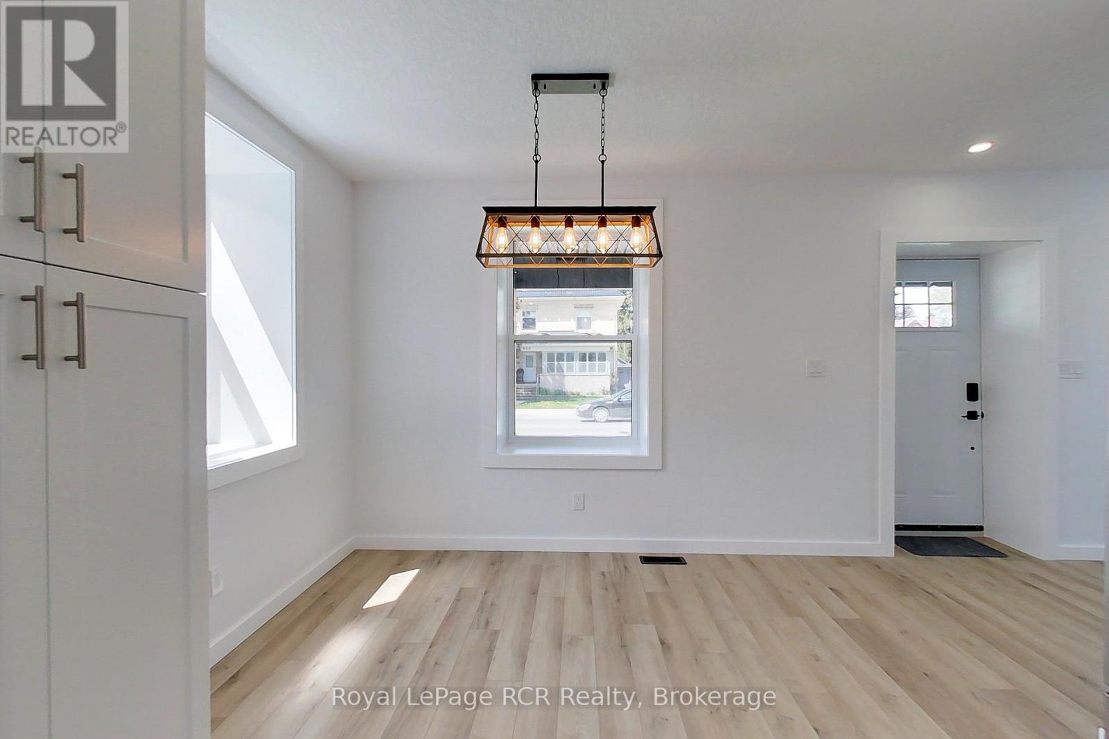 563 7th Avenue, Hanover, Ontario  N4N 2J8 - Photo 17 - X13168418