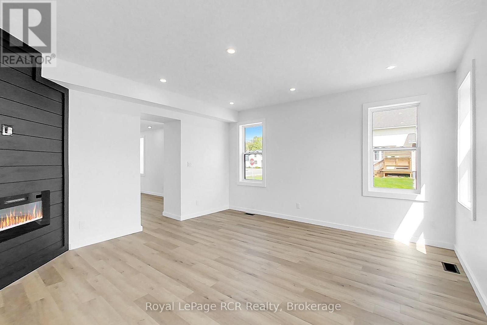 563 7th Avenue, Hanover, Ontario  N4N 2J8 - Photo 24 - X13168418