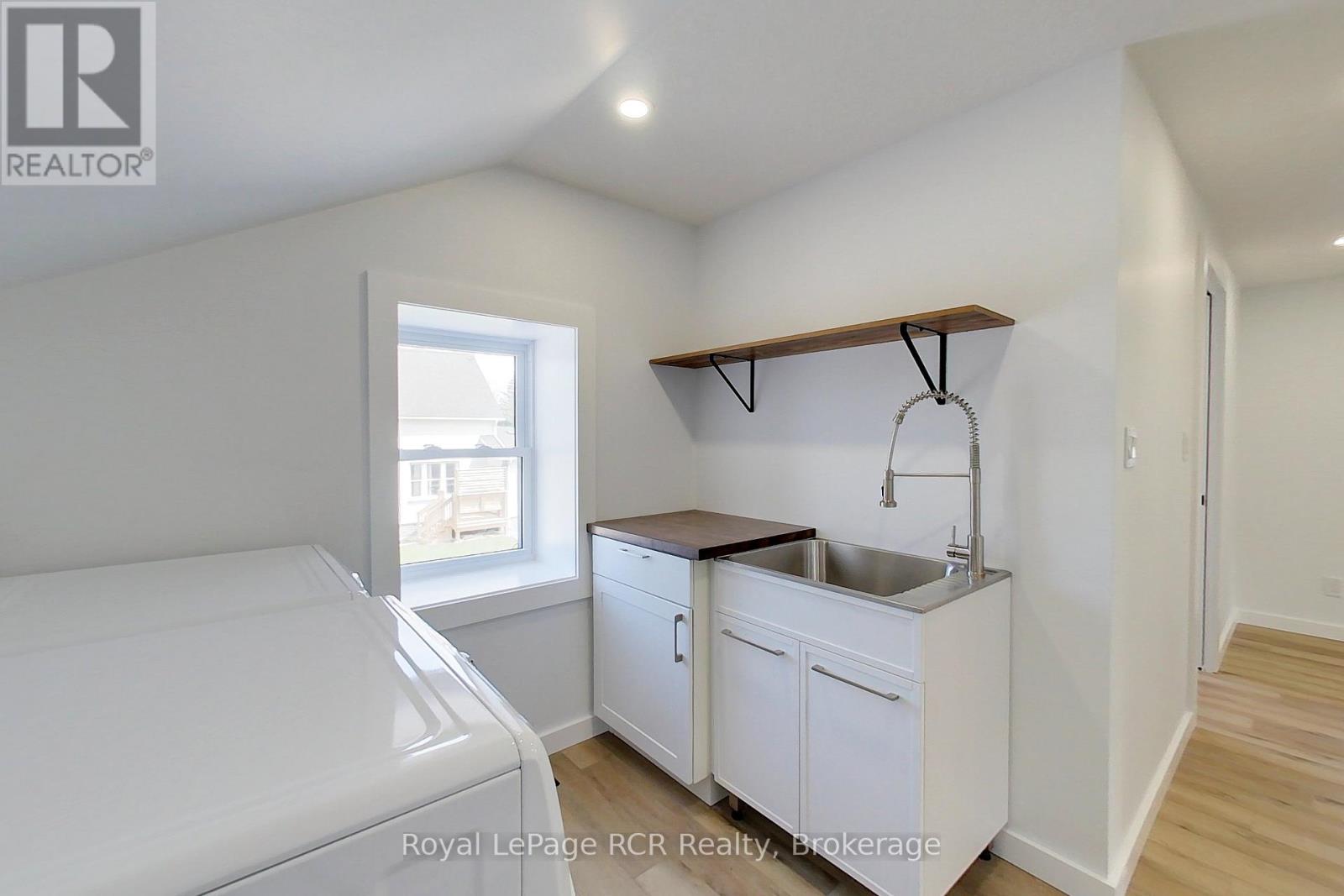 563 7th Avenue, Hanover, Ontario  N4N 2J8 - Photo 43 - X13168418