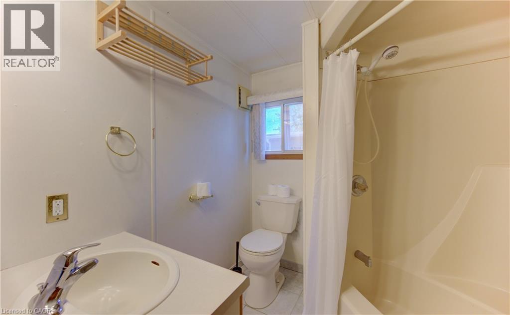 580 Beaver Creek Road Unit# 196, Waterloo, Ontario  N2J 3Z4 - Photo 16 - 40833021
