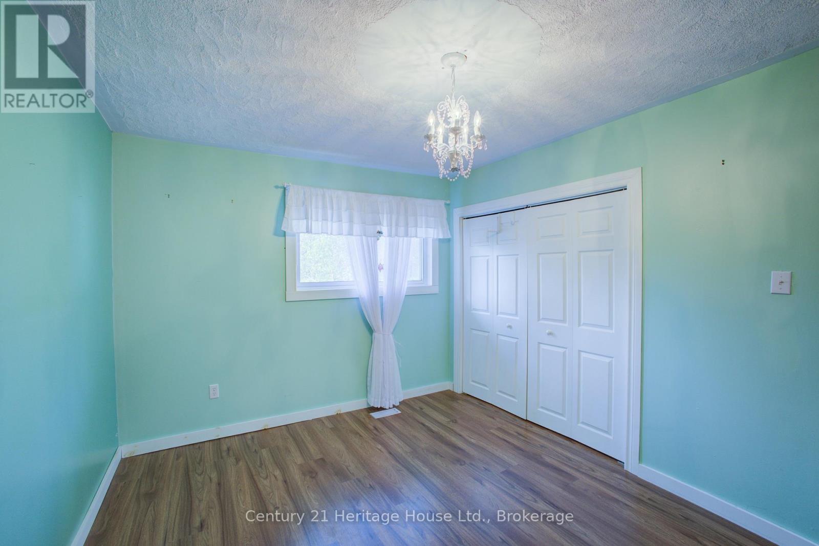 462 Durham Road W, West Grey, Ontario  N0G 1R0 - Photo 14 - X13168604