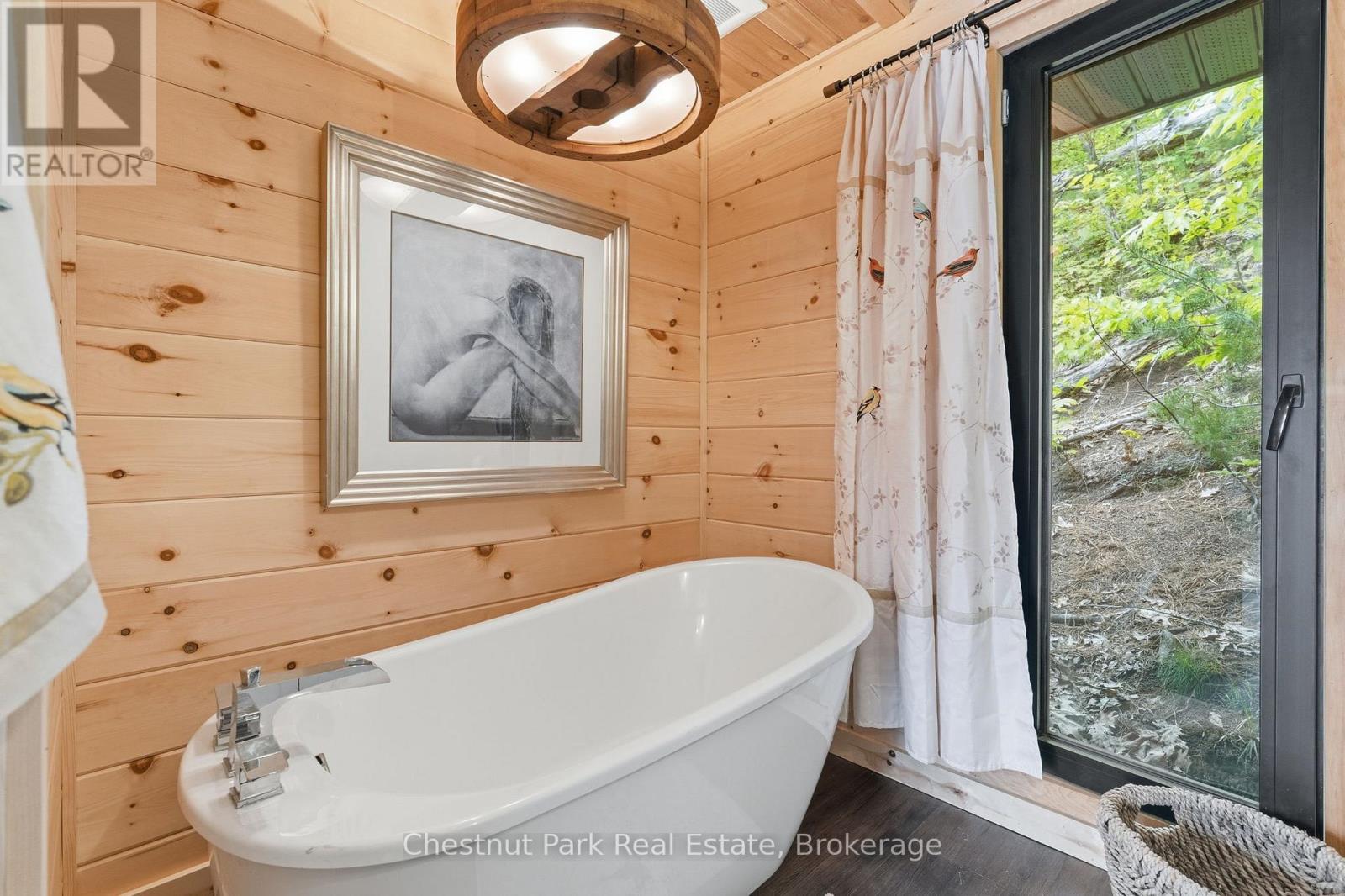 5 Is Beacon Island, Muskoka Lakes, Ontario  P0B 1J0 - Photo 34 - X13168632