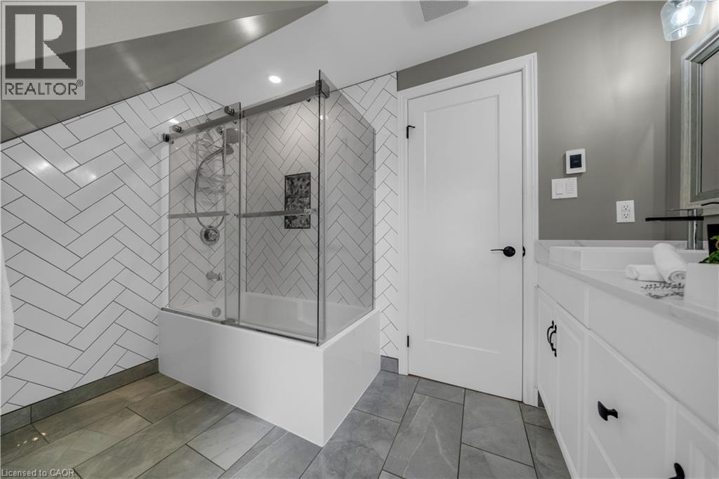 26 Peachtree Crescent, Cambridge, Ontario  N1S 4W5 - Photo 16 - 40831038