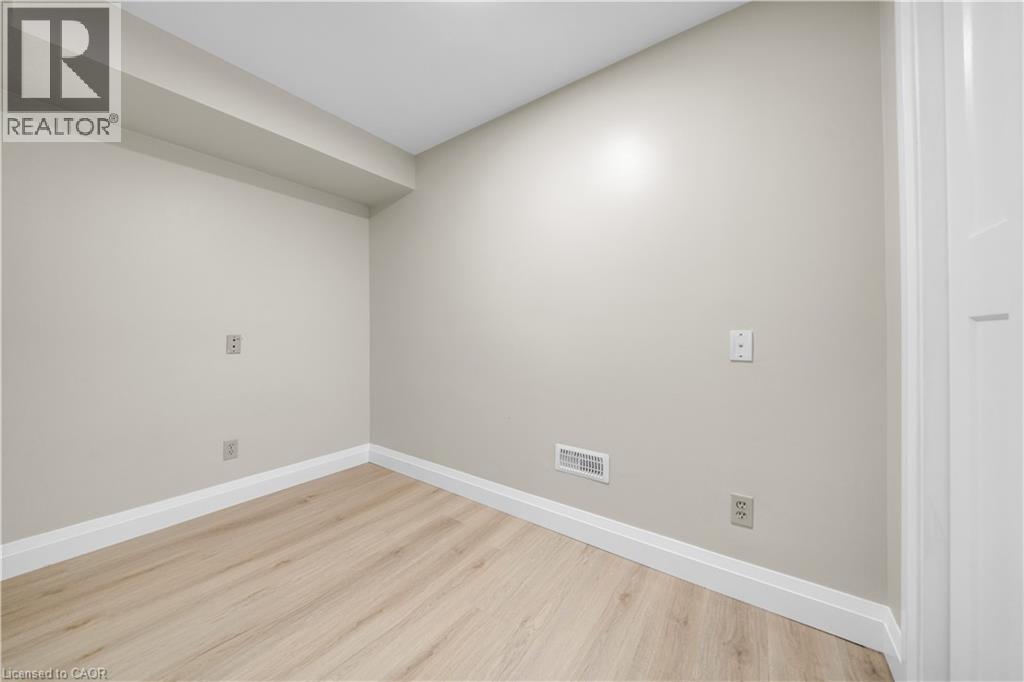 26 Peachtree Crescent, Cambridge, Ontario  N1S 4W5 - Photo 30 - 40831038