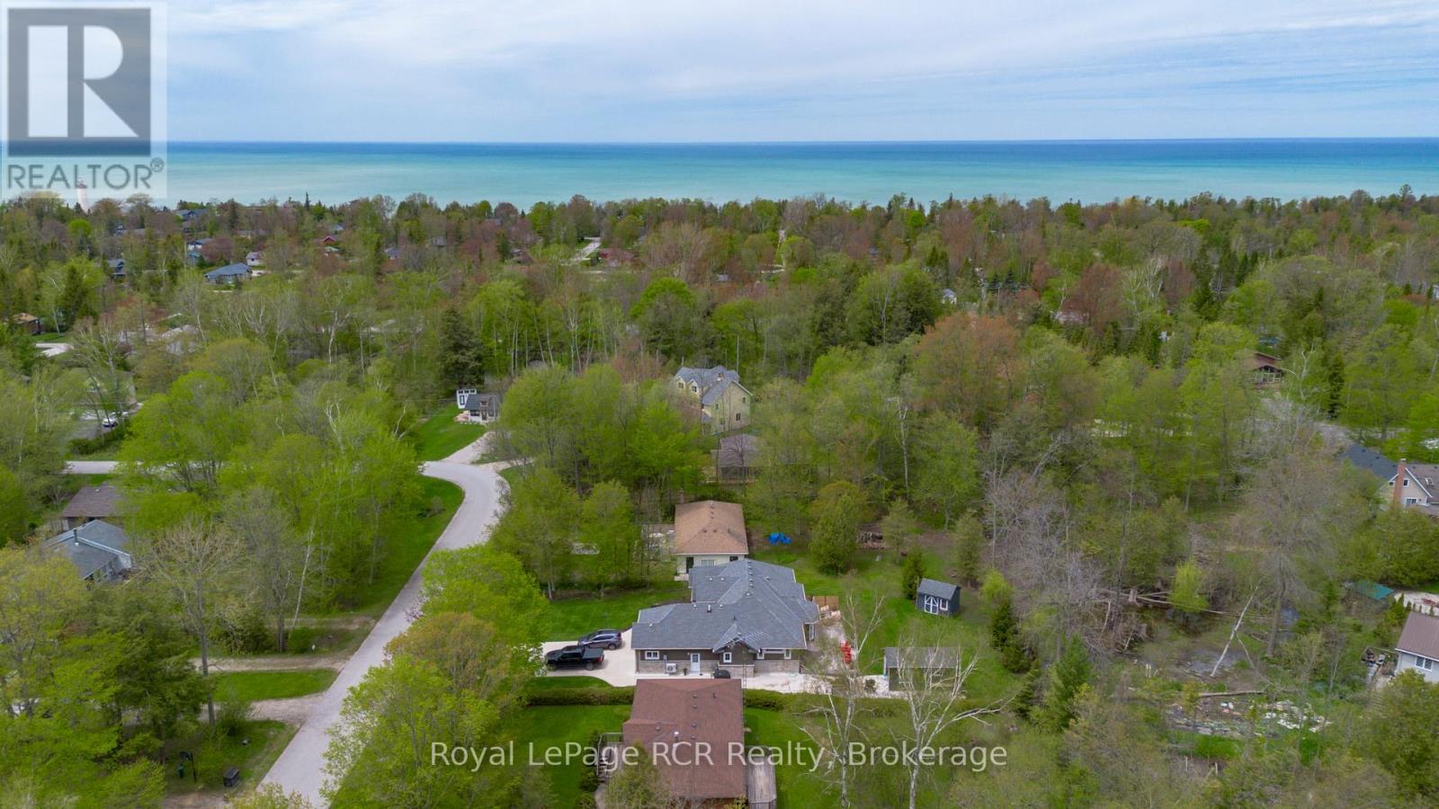 220 Shadywood Crescent, Huron-Kinloss, Ontario  N2Z 2X3 - Photo 4 - X13168860