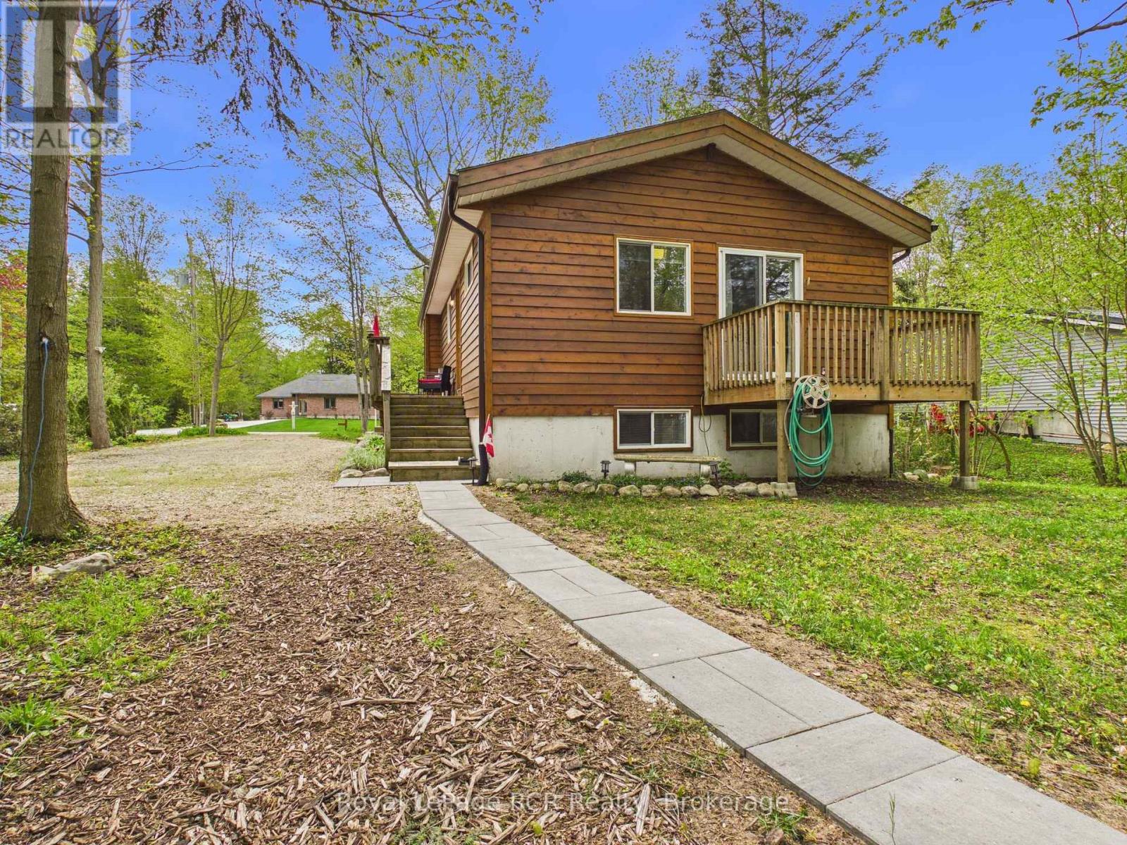 220 Shadywood Crescent, Huron-Kinloss, Ontario  N2Z 2X3 - Photo 7 - X13168860