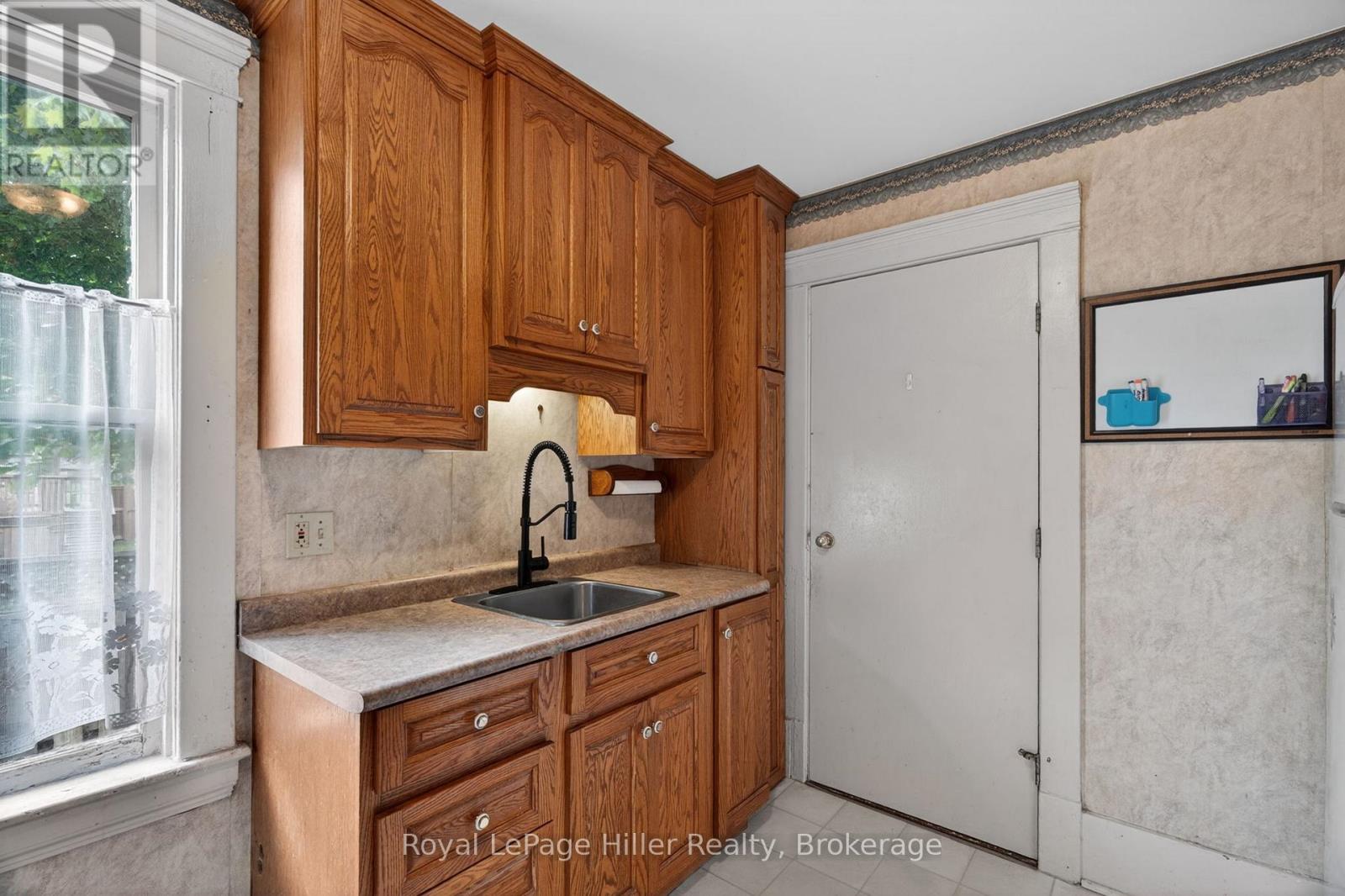 211 Nelson Street, Stratford, Ontario  N5A 2K4 - Photo 16 - X13168888