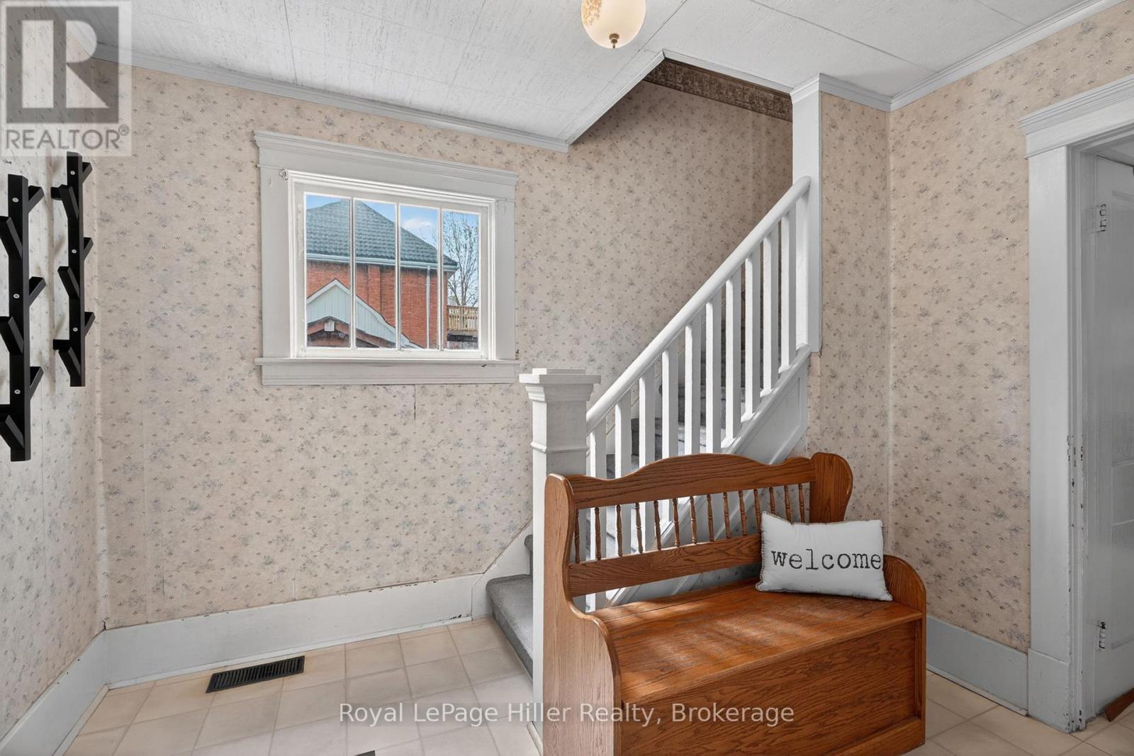 211 Nelson Street, Stratford, Ontario  N5A 2K4 - Photo 8 - X13168888