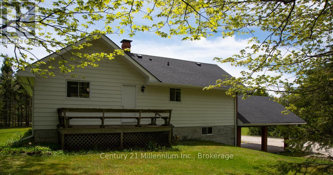 569025 6 Side Road, Blue Mountains, Ontario  N0H 2E0 - Photo 3 - X13169262