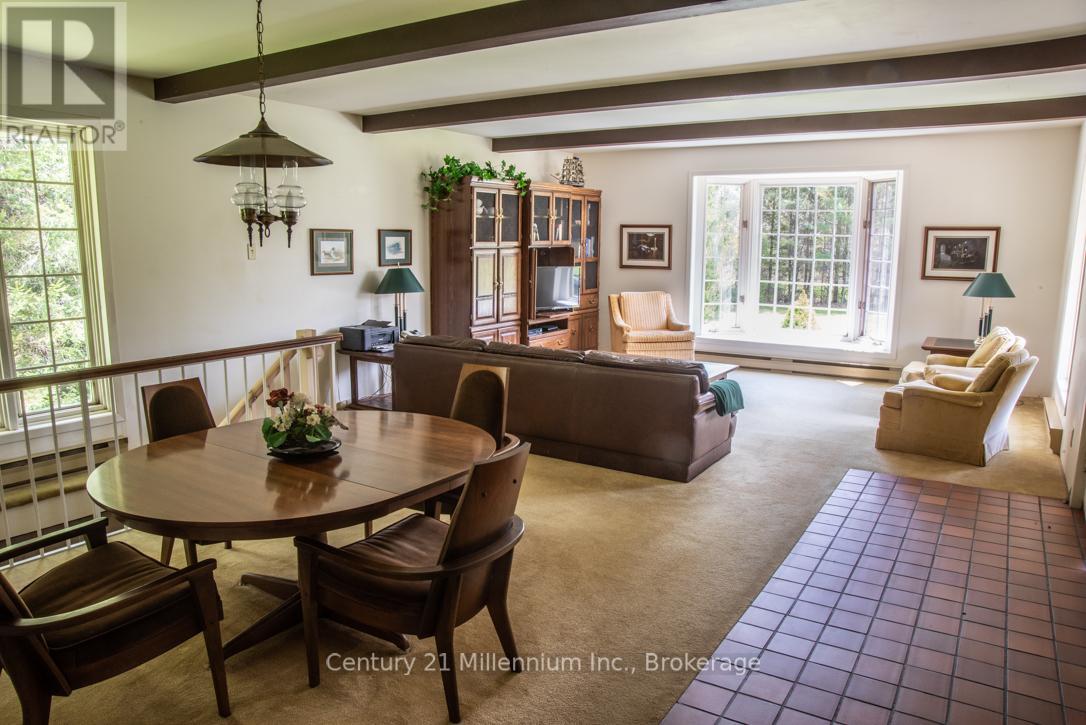 569025 6 Side Road, Blue Mountains, Ontario  N0H 2E0 - Photo 4 - X13169262