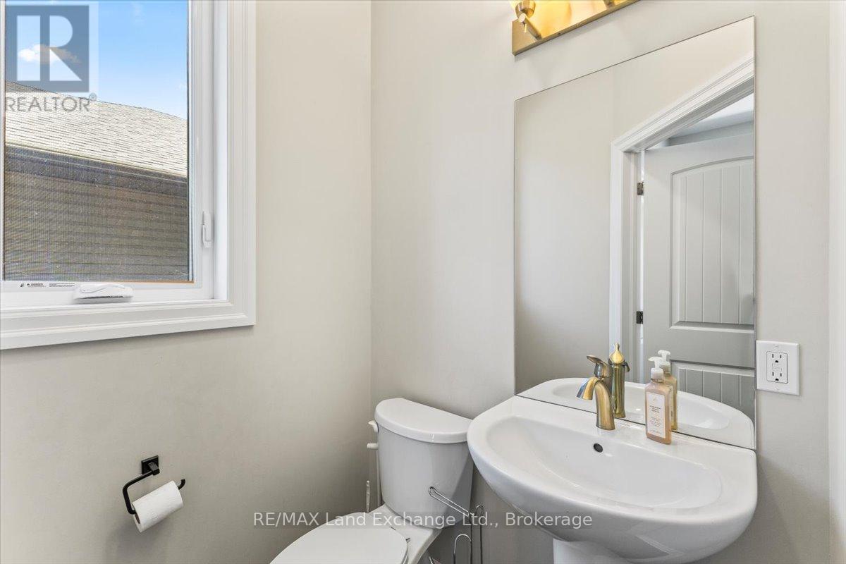 395 Mary Rose Avenue, Saugeen Shores, Ontario  N0H 2C3 - Photo 10 - X13169272