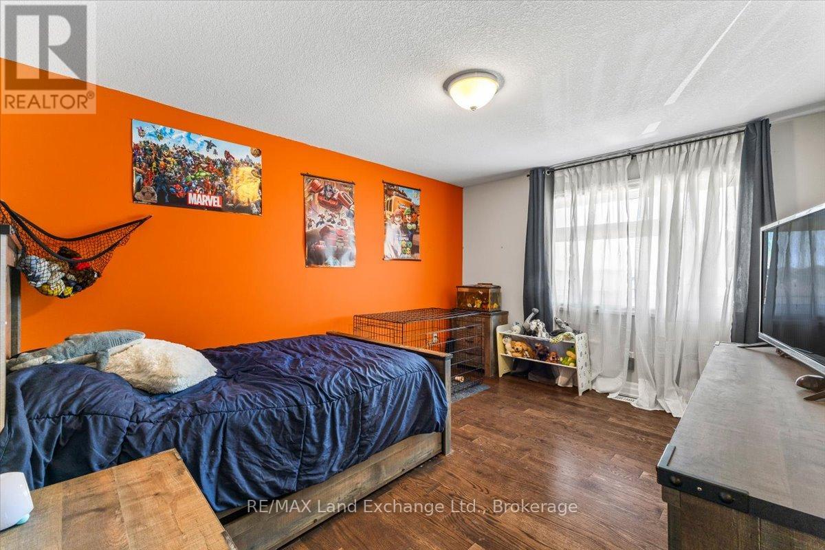 395 Mary Rose Avenue, Saugeen Shores, Ontario  N0H 2C3 - Photo 12 - X13169272
