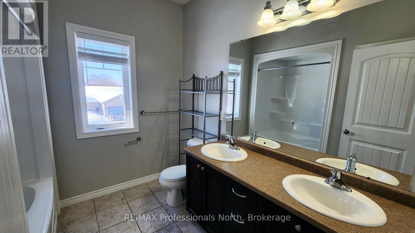 33 Goodwin Drive, Huntsville, Ontario  P1H 2R3 - Photo 6 - X13169292