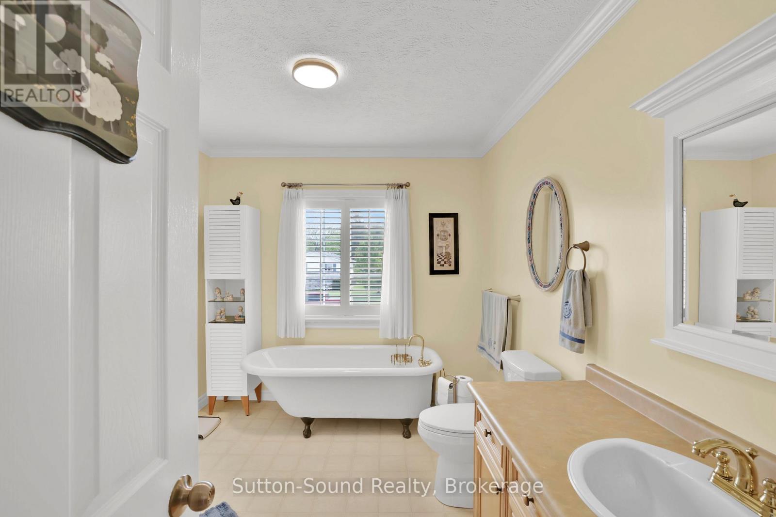 900 10th Avenue E, Owen Sound, Ontario  N4K 3H7 - Photo 17 - X13169296