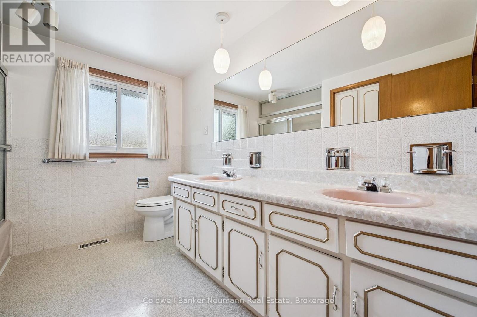 18 Carmine Place, Guelph, Ontario  N1E 3V1 - Photo 29 - X13169420
