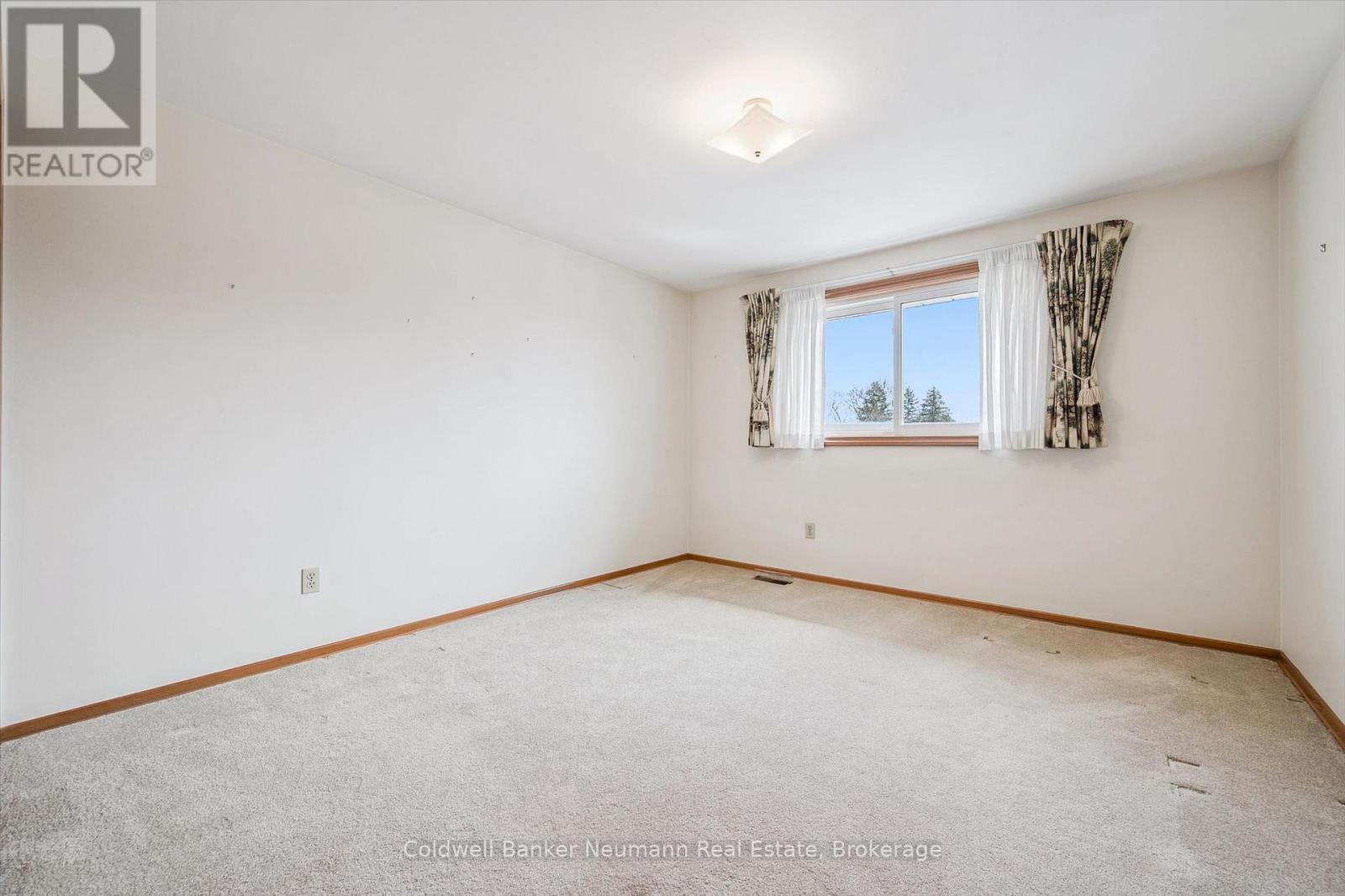 18 Carmine Place, Guelph, Ontario  N1E 3V1 - Photo 32 - X13169420