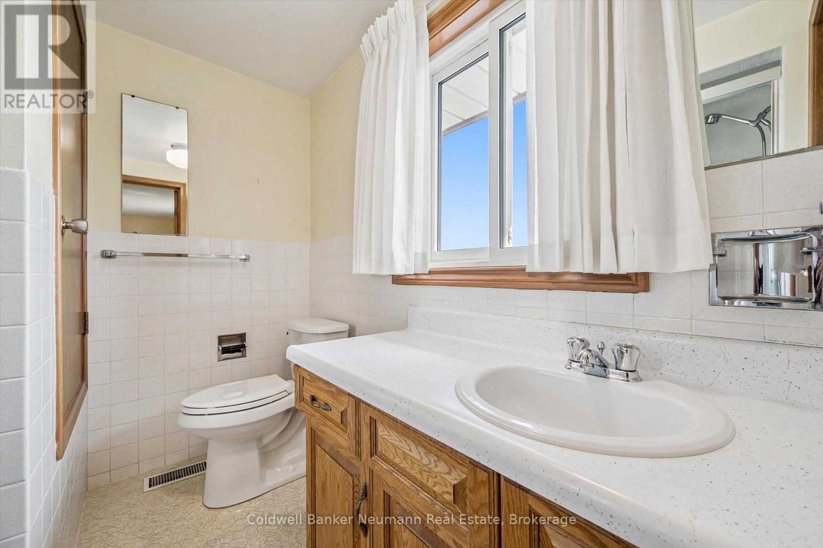 18 Carmine Place, Guelph, Ontario  N1E 3V1 - Photo 33 - X13169420