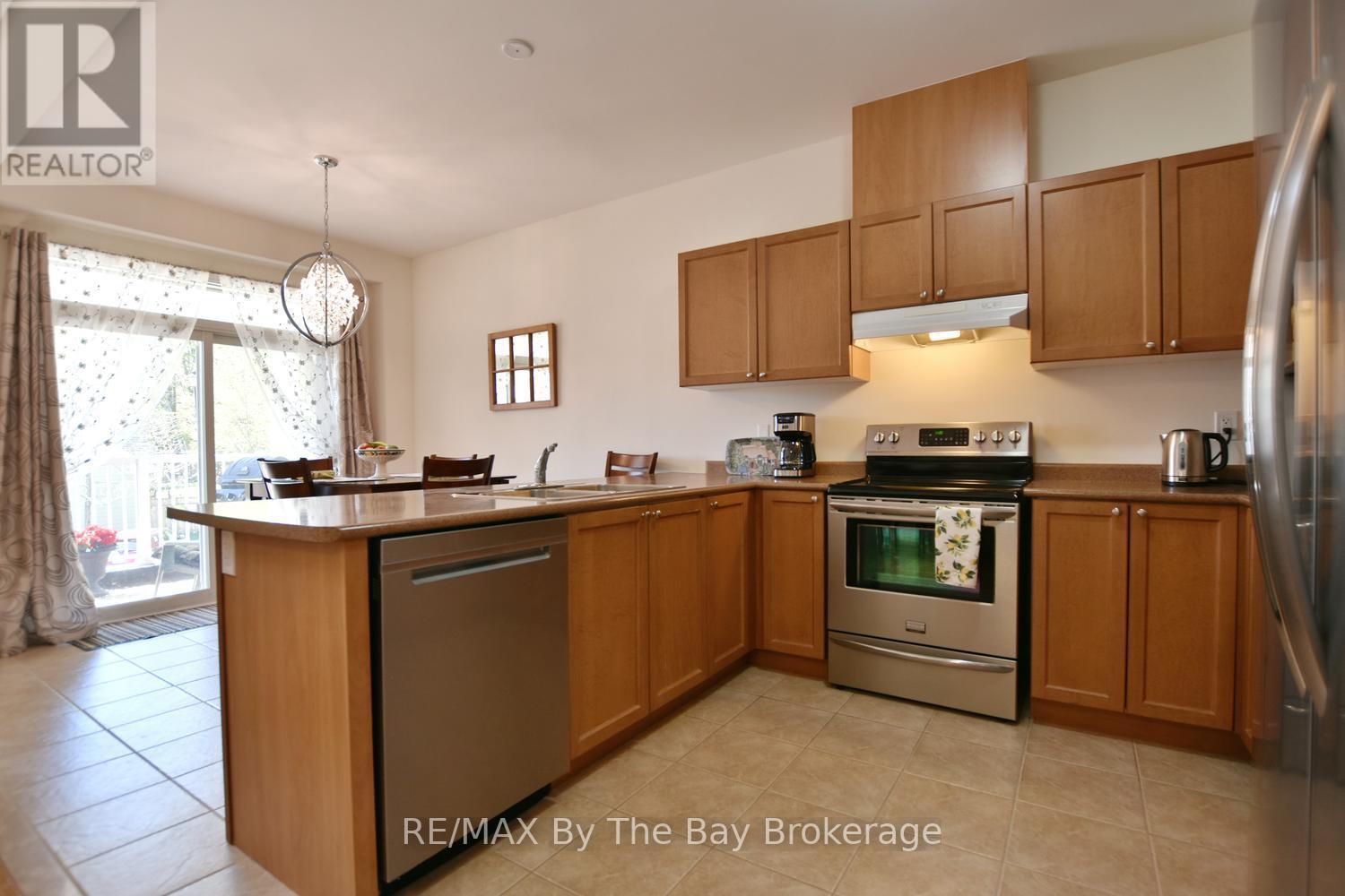 58 Providence Way, Wasaga Beach, Ontario  L9Z 0G3 - Photo 16 - S13169630