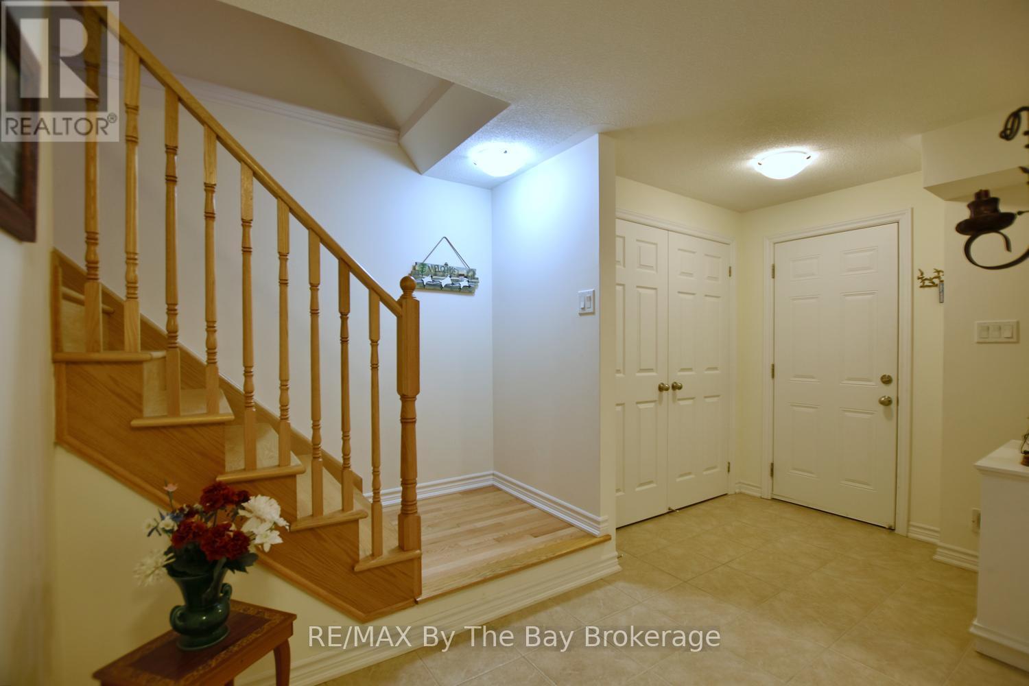 58 Providence Way, Wasaga Beach, Ontario  L9Z 0G3 - Photo 33 - S13169630