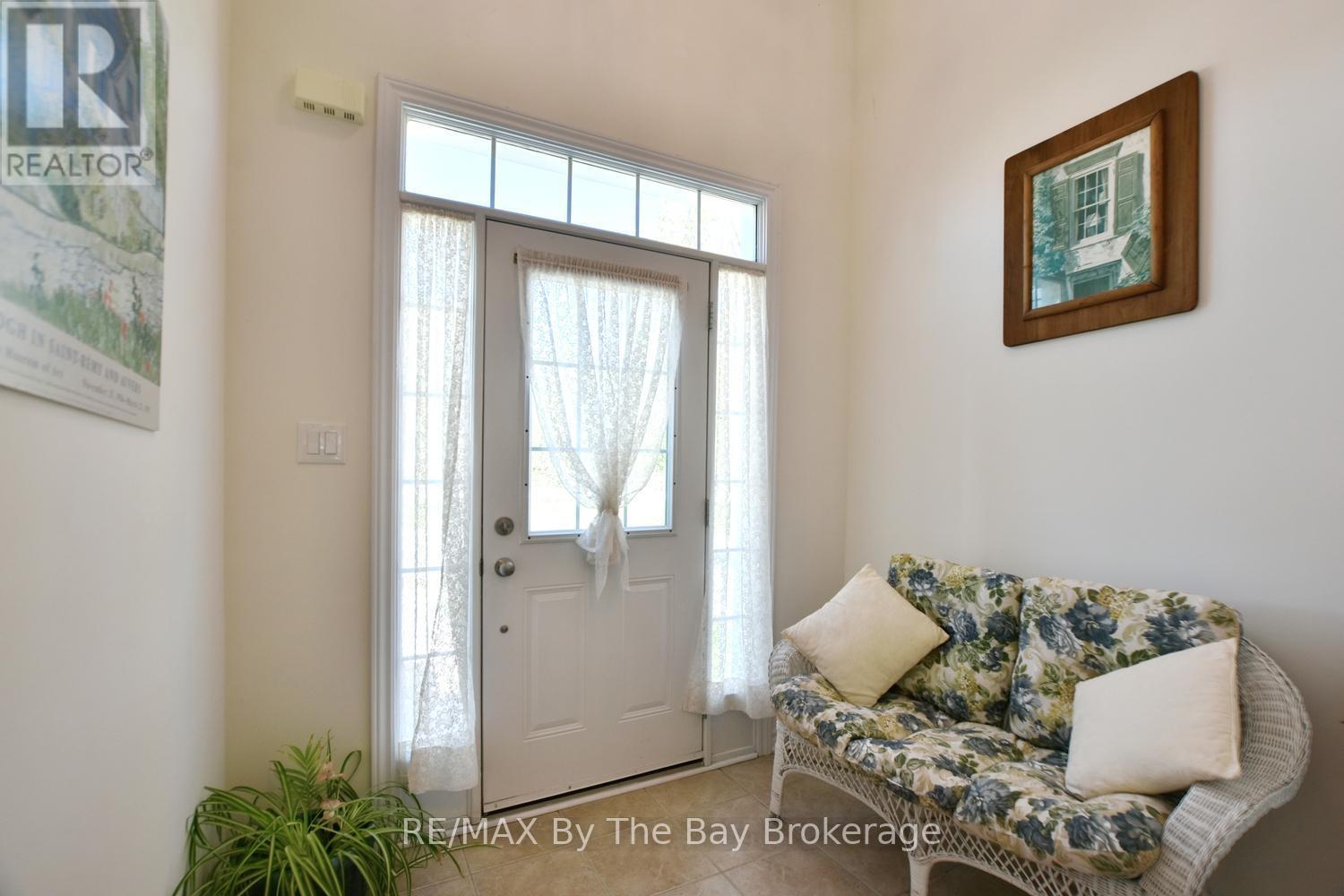58 Providence Way, Wasaga Beach, Ontario  L9Z 0G3 - Photo 7 - S13169630