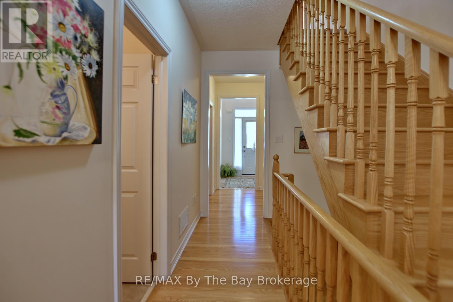 58 Providence Way, Wasaga Beach, Ontario  L9Z 0G3 - Photo 9 - S13169630