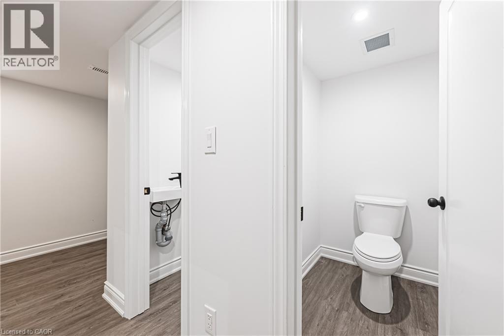 1127 Main Street E, Hamilton, Ontario  L8M 1P2 - Photo 21 - 40833175