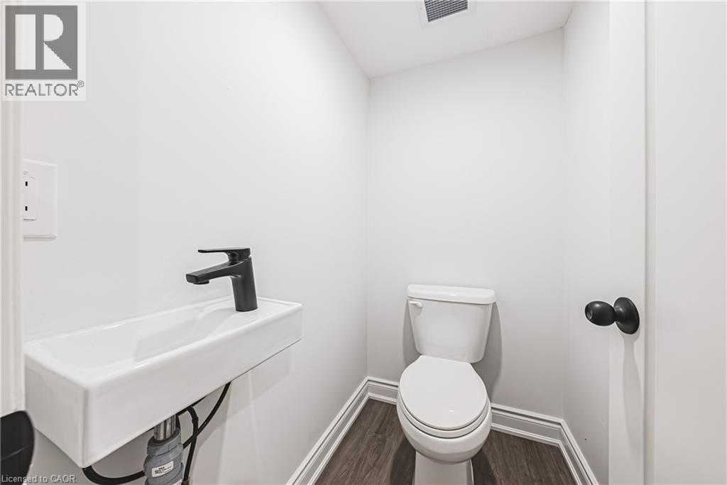 1127 Main Street E, Hamilton, Ontario  L8M 1P2 - Photo 22 - 40833175