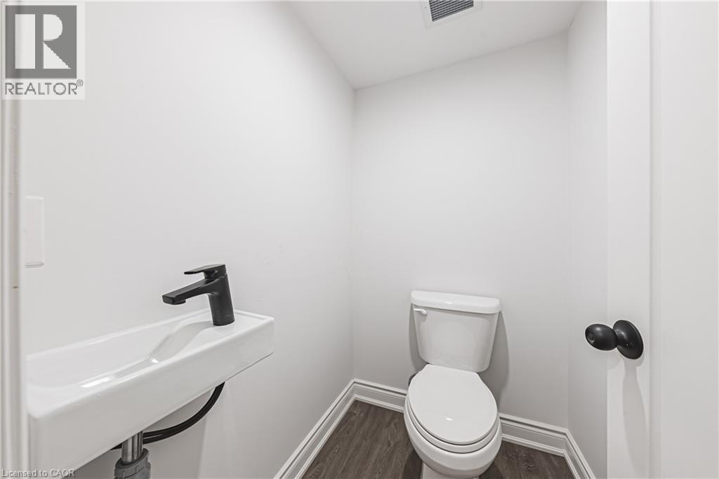 1127 Main Street E, Hamilton, Ontario  L8M 1P2 - Photo 23 - 40833175