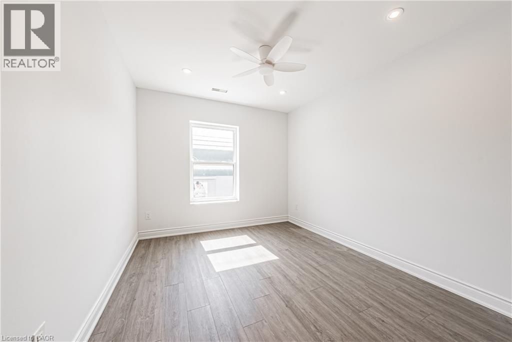 1127 Main Street E, Hamilton, Ontario  L8M 1P2 - Photo 34 - 40833175