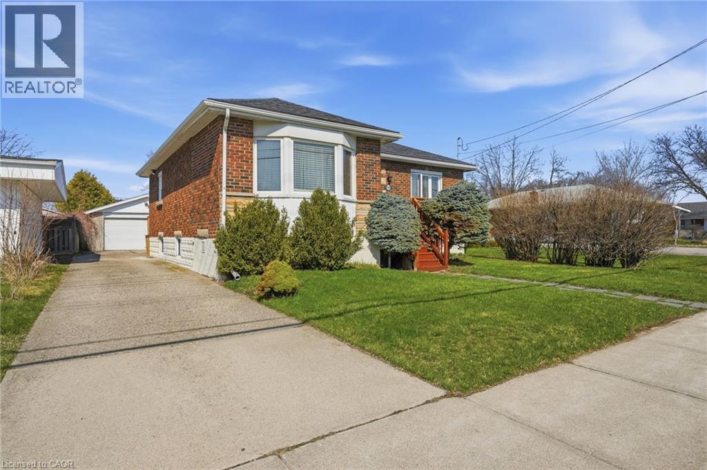 848 Upper Wellington Street, Hamilton, Ontario  L9A 3R9 - Photo 3 - 40833166