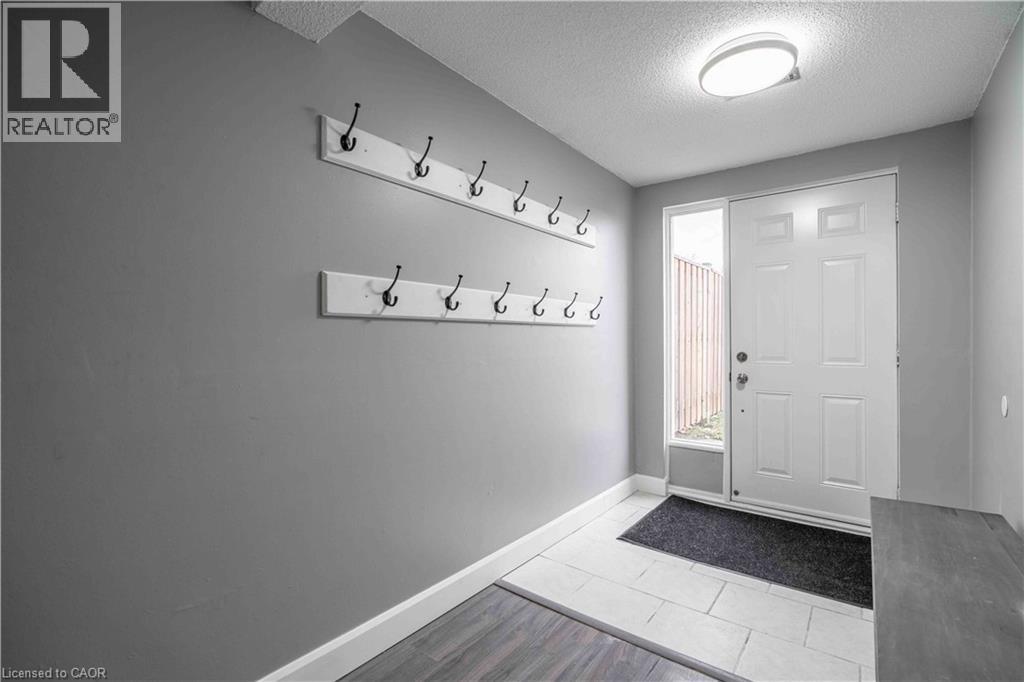 1025 Upper Gage Avenue Unit# 1, Hamilton, Ontario  L8V 4L2 - Photo 3 - 40833239