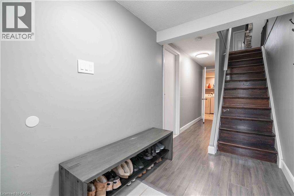 1025 Upper Gage Avenue Unit# 1, Hamilton, Ontario  L8V 4L2 - Photo 4 - 40833239