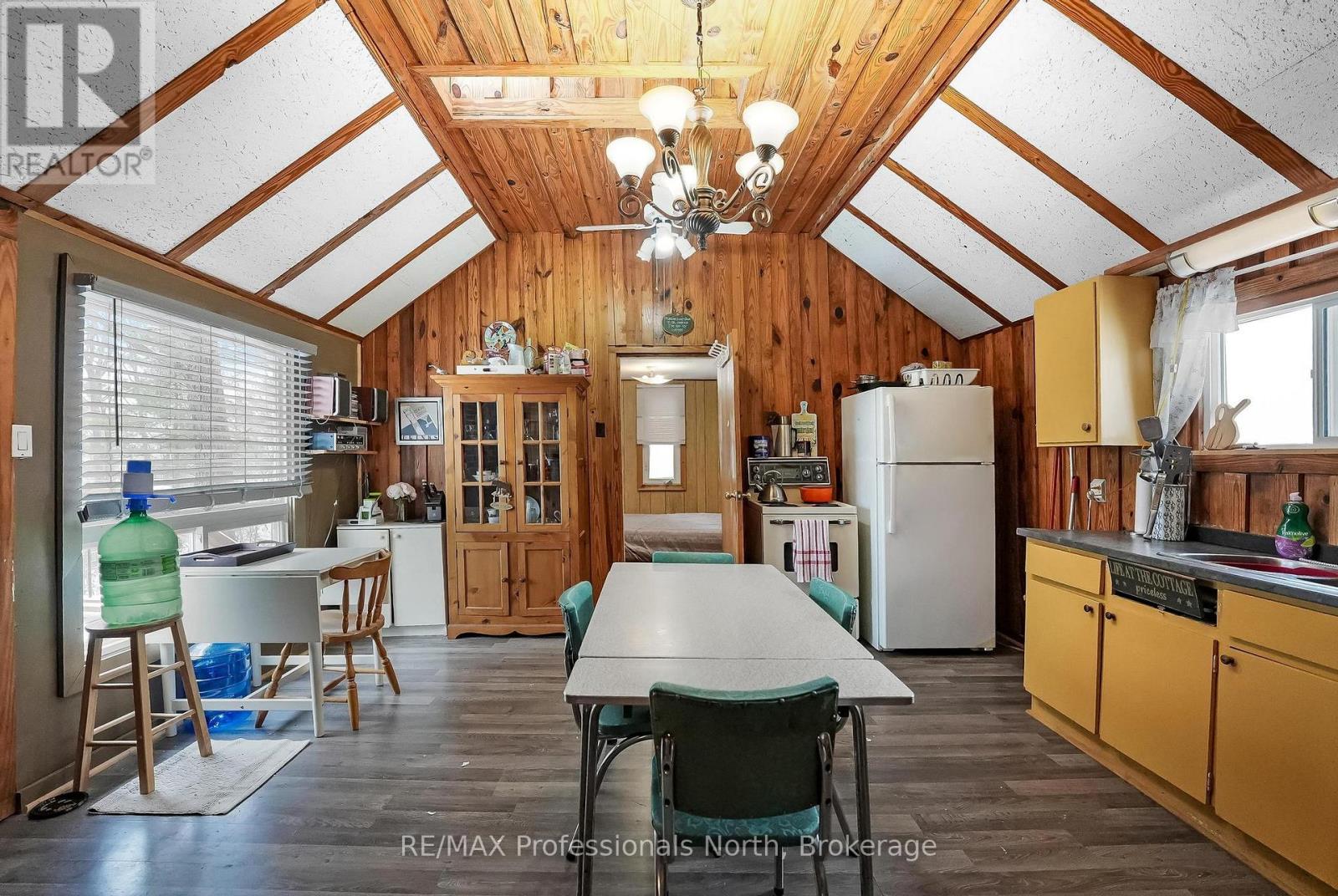 1012 Iroquois Lane, Minden Hills, Ontario  K0M 2K0 - Photo 16 - X13170262
