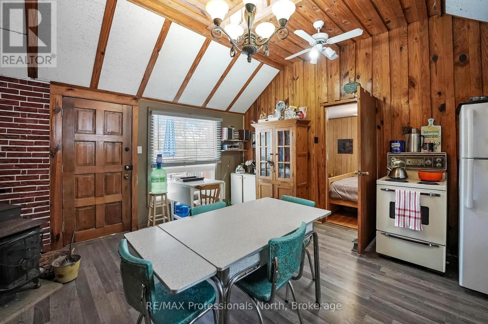 1012 Iroquois Lane, Minden Hills, Ontario  K0M 2K0 - Photo 17 - X13170262