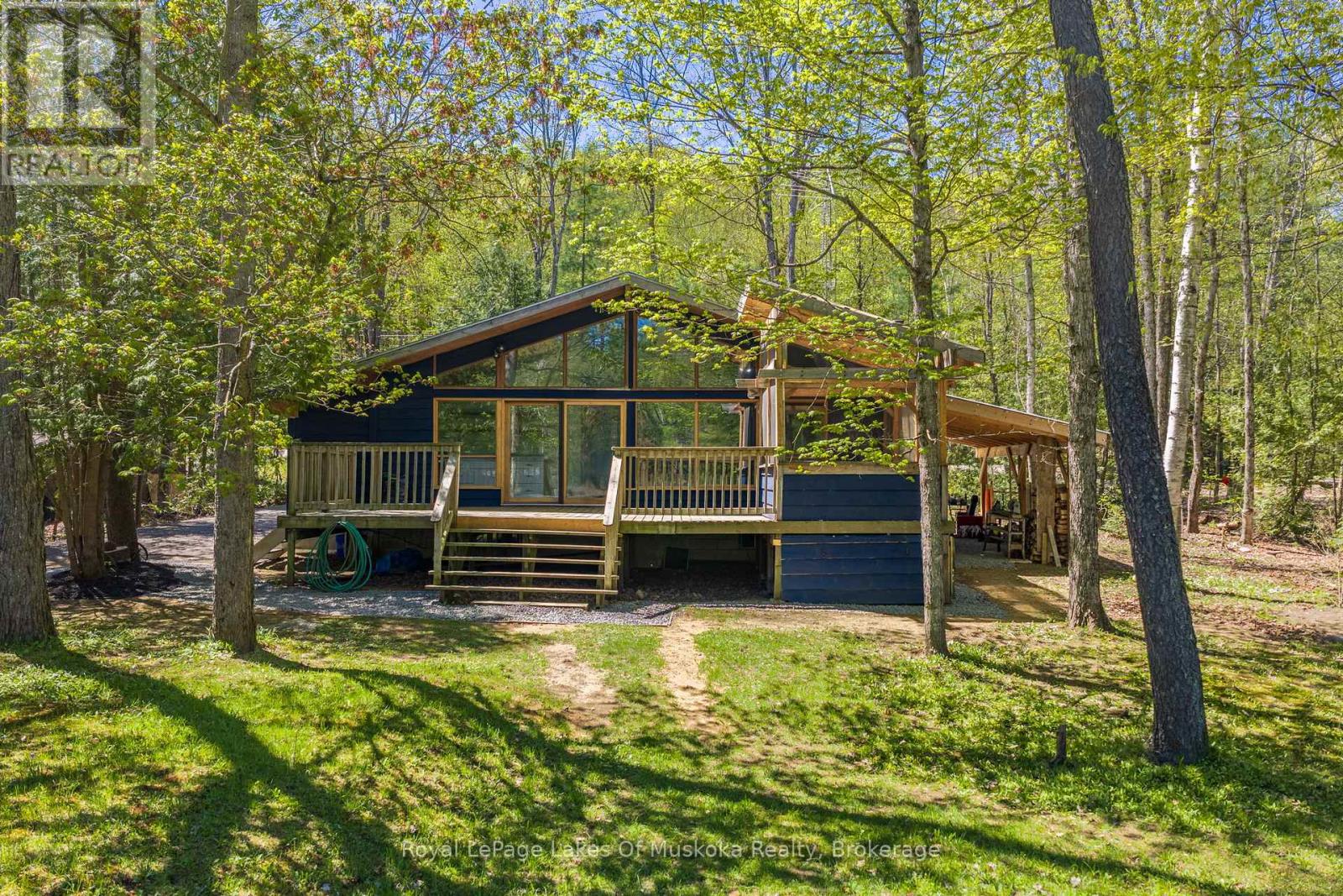 1213 Sherwood Forest Road, Bracebridge, Ontario  P1L 1X3 - Photo 2 - X13170430