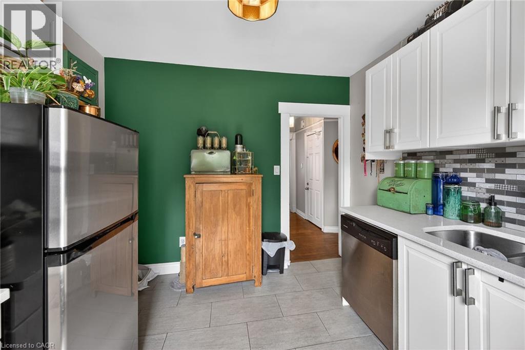 227 Sherman Avenue S, Hamilton, Ontario  L8M 2R2 - Photo 32 - 40833032