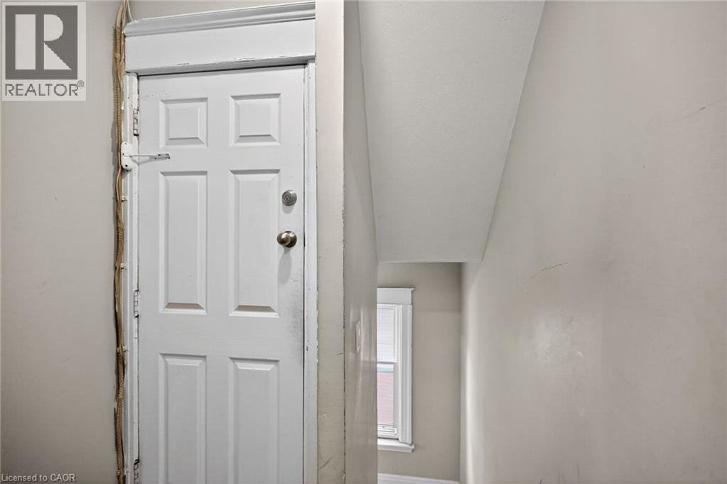227 Sherman Avenue S, Hamilton, Ontario  L8M 2R2 - Photo 39 - 40833032