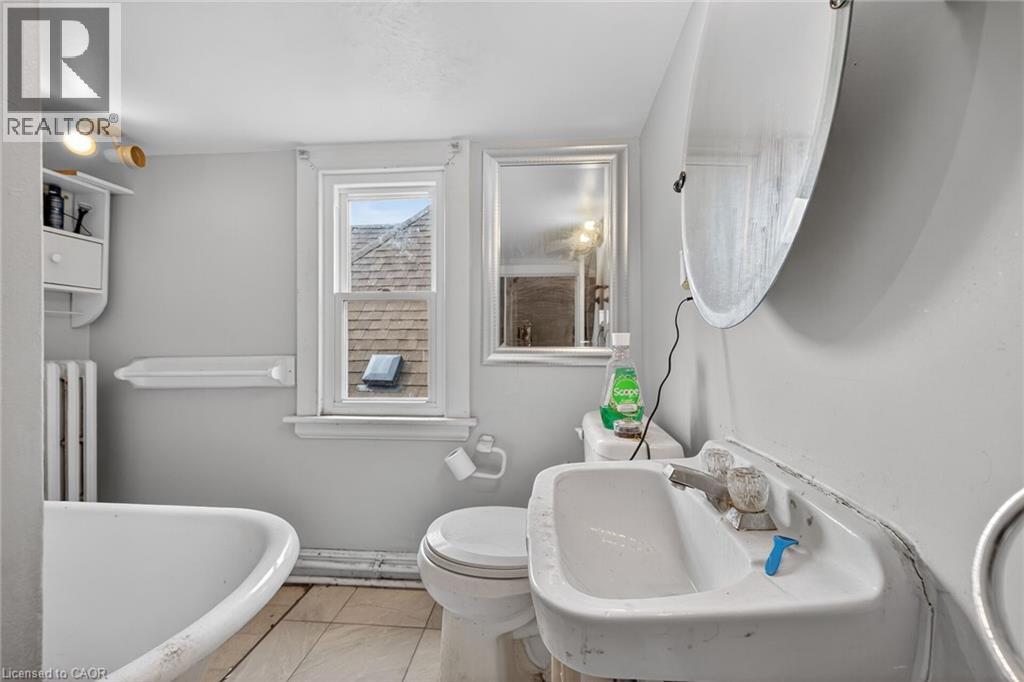 227 Sherman Avenue S, Hamilton, Ontario  L8M 2R2 - Photo 47 - 40833032