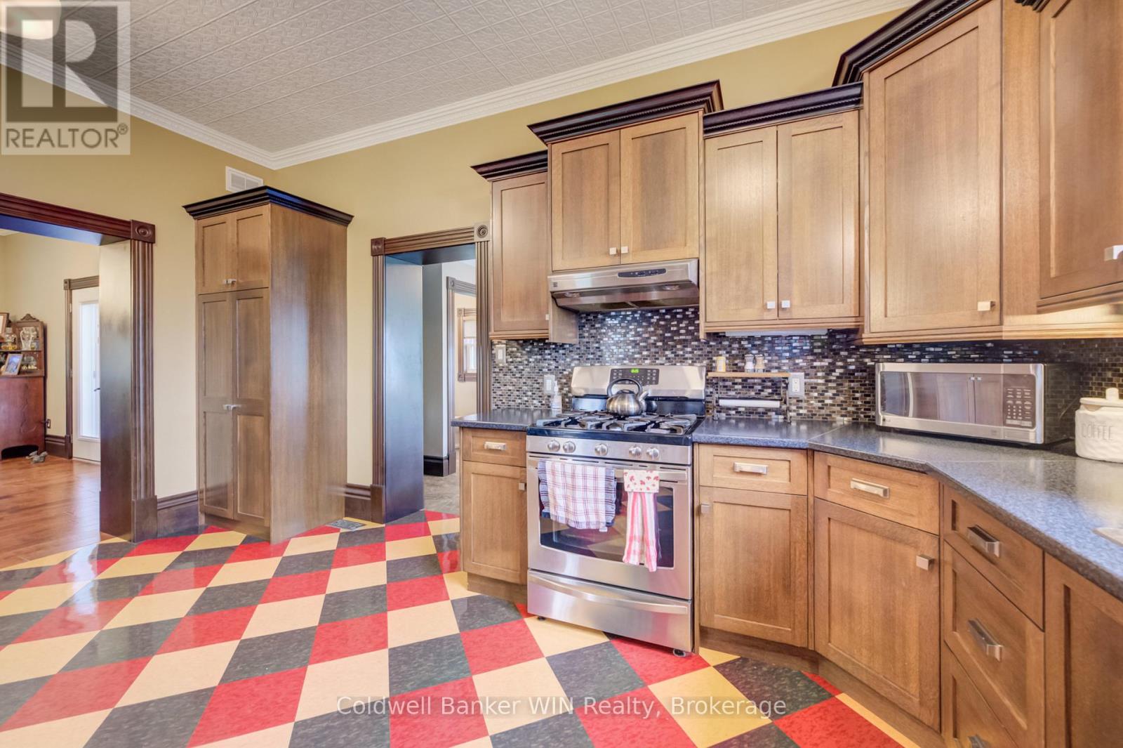 310 Main Street W, Minto, Ontario  N0G 2P0 - Photo 10 - X13170628
