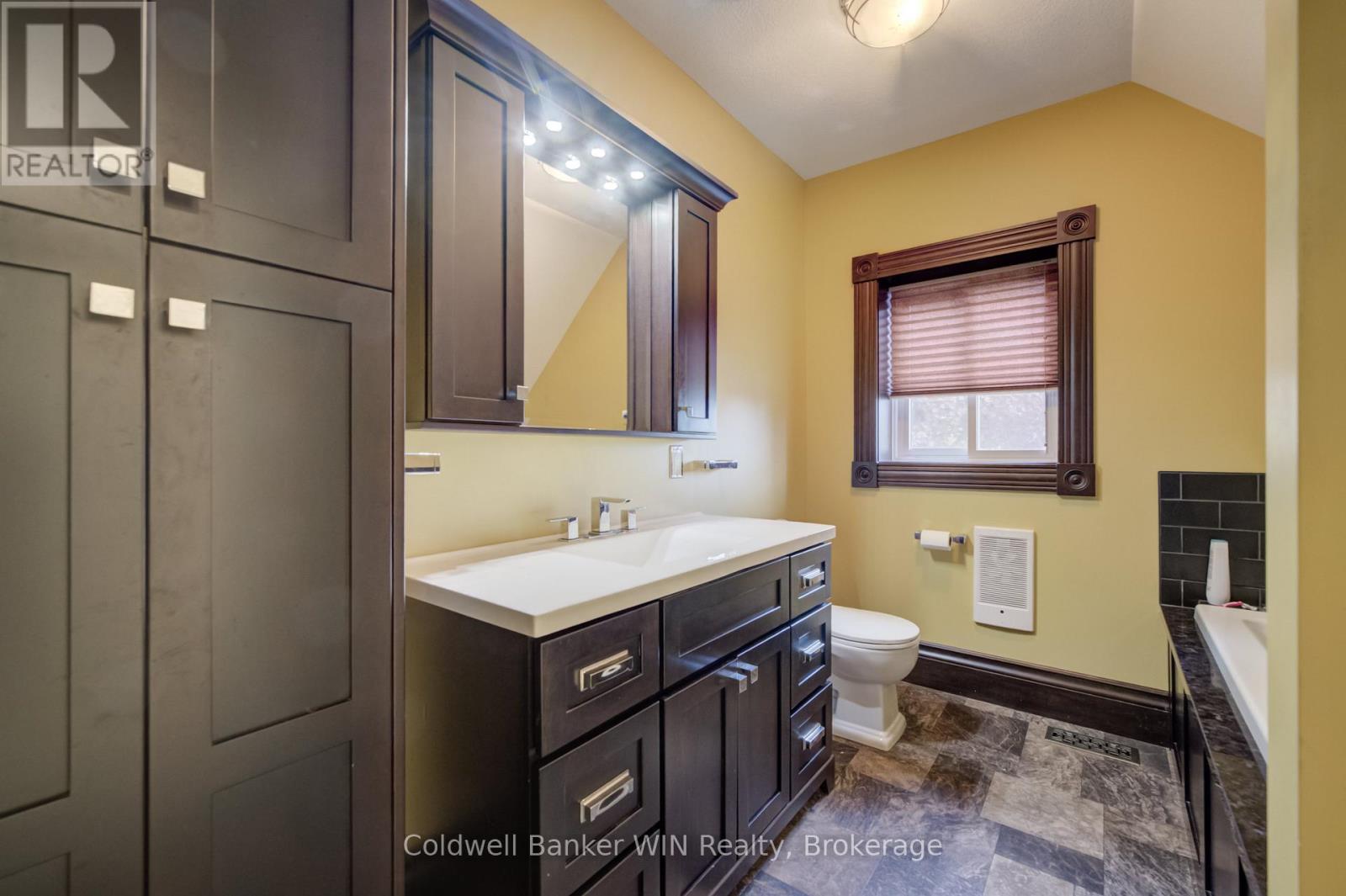 310 Main Street W, Minto, Ontario  N0G 2P0 - Photo 30 - X13170628