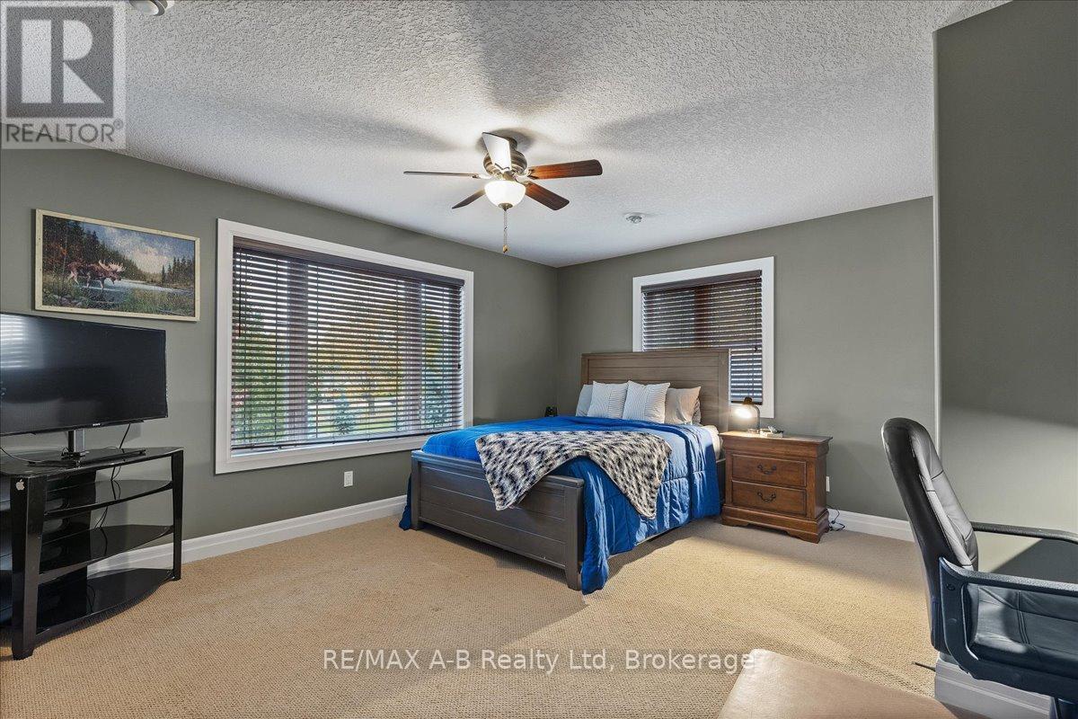 151 Huron Road, Perth South, Ontario  N0K 1X0 - Photo 32 - X13170864