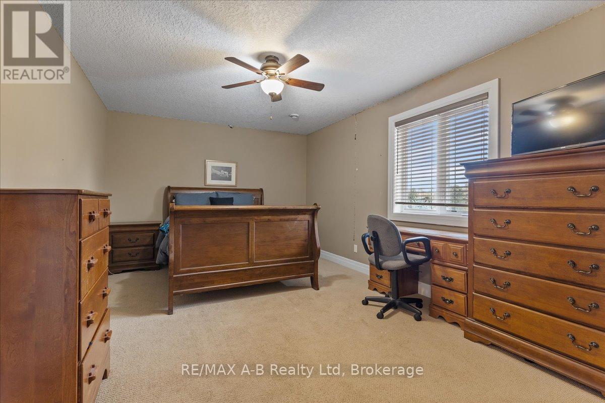 151 Huron Road, Perth South, Ontario  N0K 1X0 - Photo 44 - X13170864