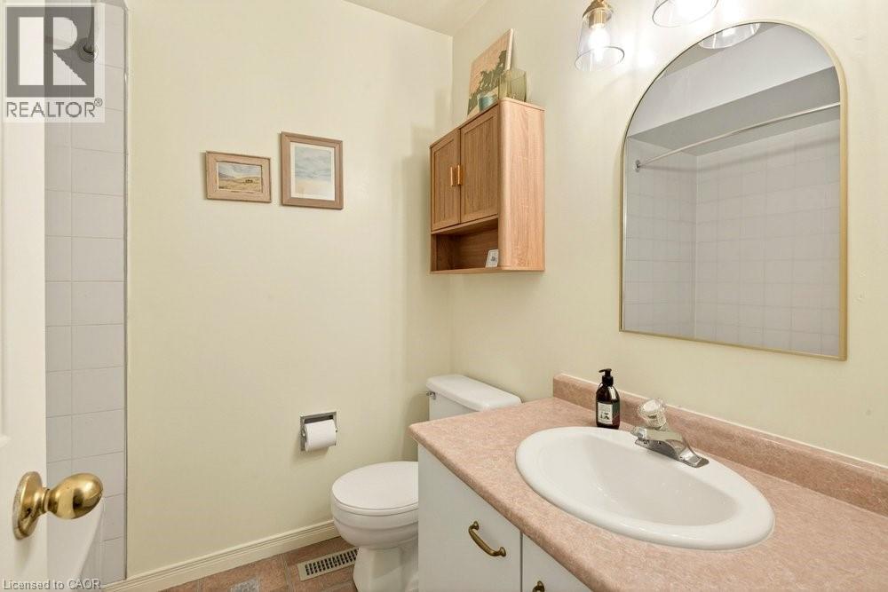 10 Huntingwood Avenue Unit# 20, Dundas, Ontario  L9H 6X3 - Photo 23 - 40833160