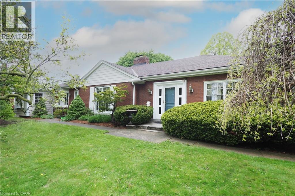 2023 Coronation Boulevard, Cambridge, Ontario  N3H 3S1 - Photo 2 - 40832314
